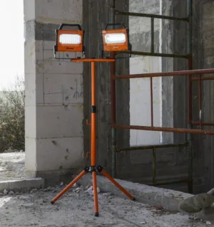 Alternative view of פנס הצפה נטען 20w LED פרוז'קטור לד 2000 לומנס