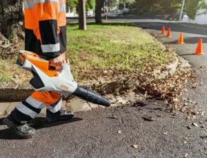 Alternative view of מפוח יד נטען 36v ספיקה 665 קוב שעה STIHL Battery KombiSystem - גוף בלבד