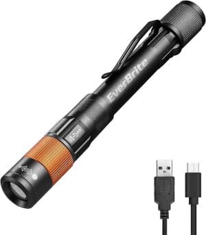 פנס LED עט נטען USB-C לומן 300 כולל 4 מצבי תאורה עד 5 שעות עבודה
