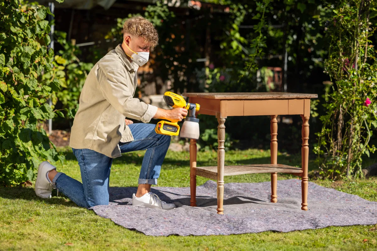 מרסס צבע נטען 18v מתאים לסוללות MAKITA כולל מיכל לצבעי מים - גוף בלבד Brushless – תמונה 3