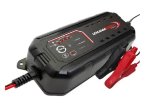 מטען מצברים זעיר 12/24V אוטומטי למצברי ליתיום וג'ל עד 150Ah מהירות 7A לאופנועים סירות גנרטורים ומכוניות תוצרת שוויץ
